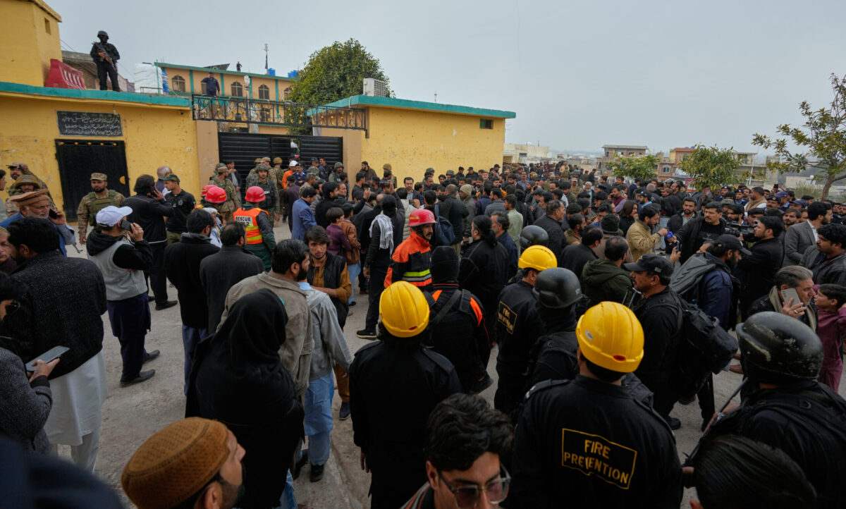 Pakistan suicide attack