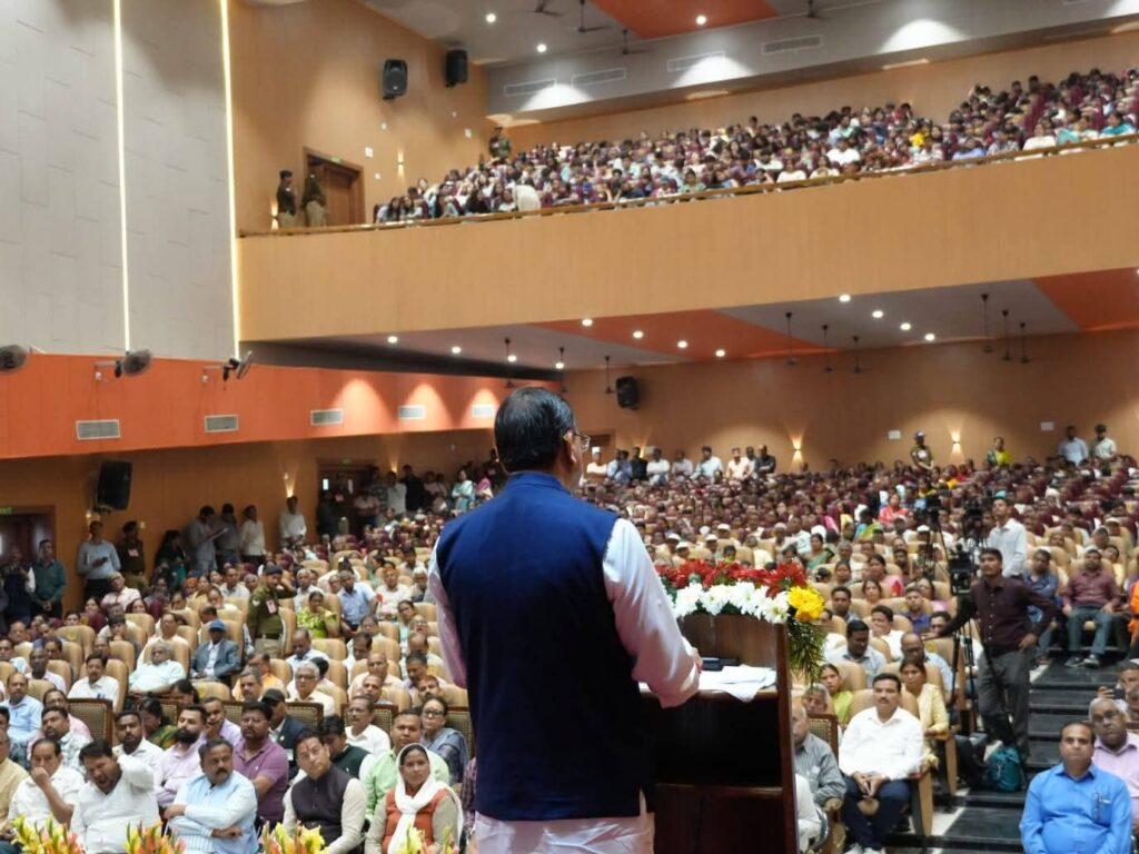 मुख्यमंत्री पुष्कर सिंह धामी