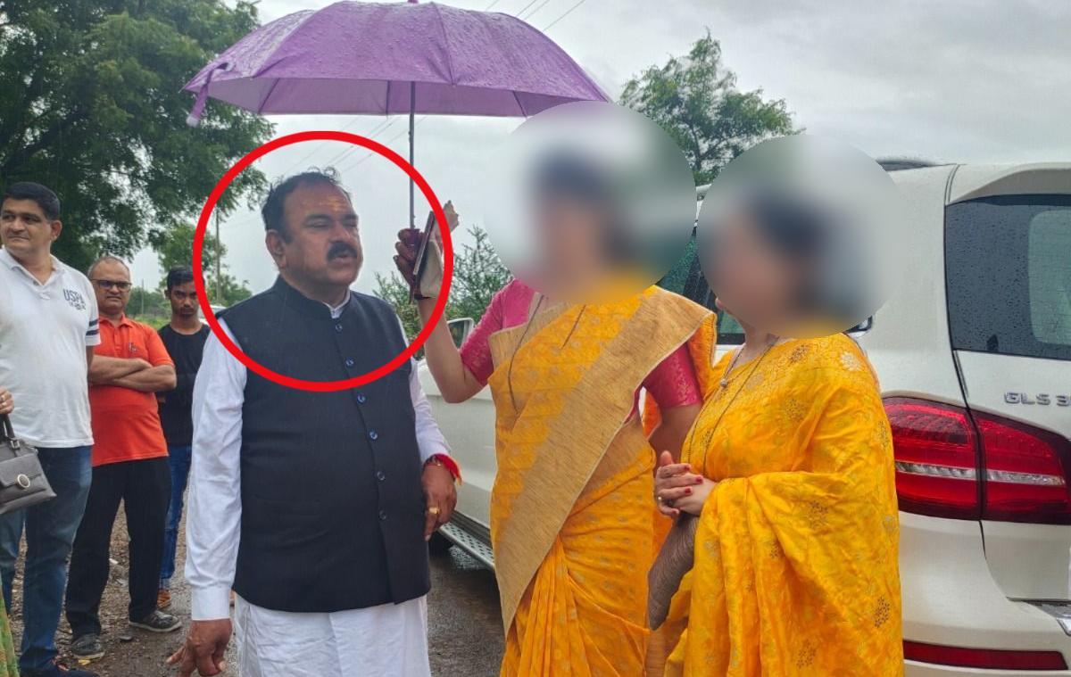 नासिक ज्योतिषी कांड