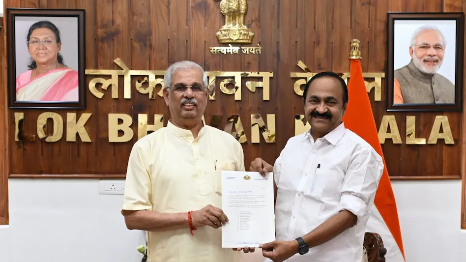 वीडी सतीशन मुख्यमंत्री पद की शपथ ग्रहण